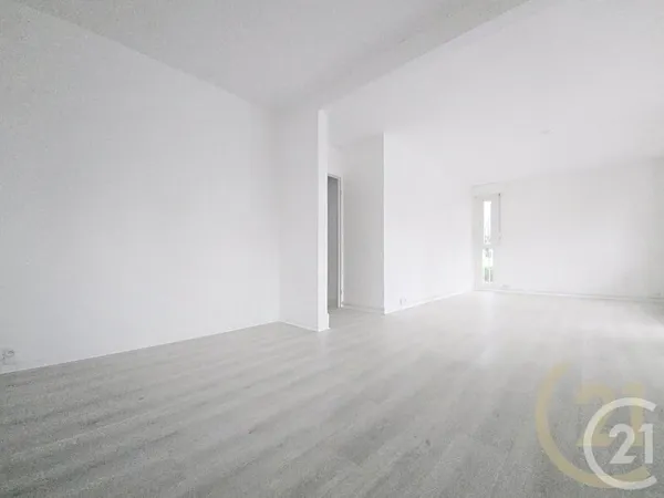 Appartement 4 pièces 82 m²