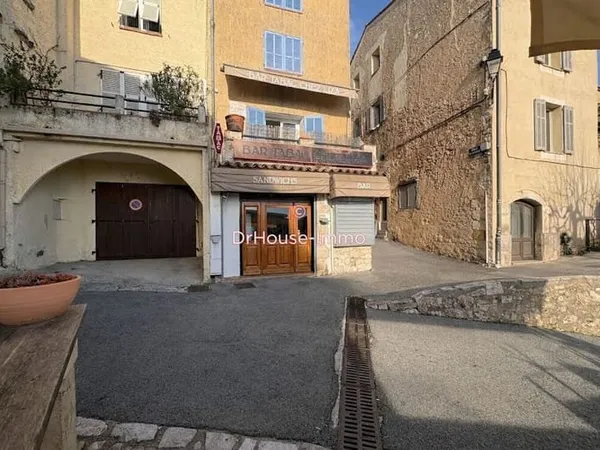 Local 2 pièces 45 m²