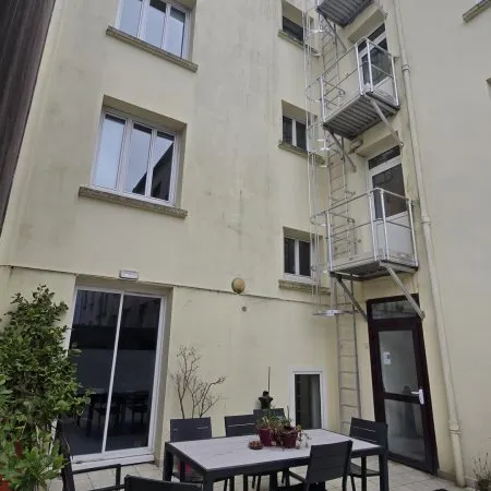 Local 660 m²