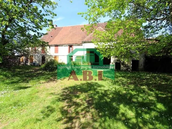 58, secte Montenoison - Grande propriété ancienne au cachet ancien préservé - à restaurer sur 2656m2