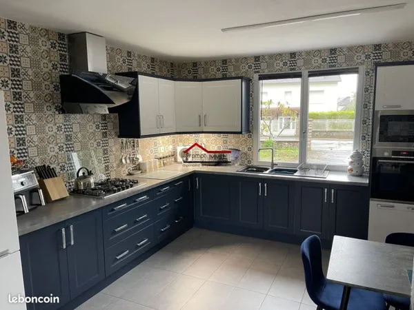 Maison de ville 11 pièces 317 m²