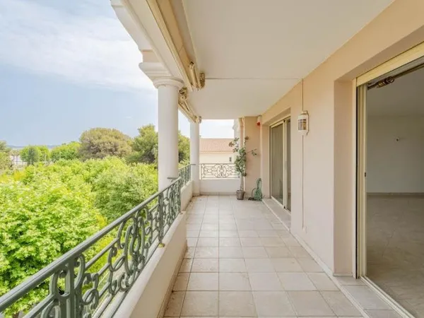 Achat : Appartement Sanary-sur-Mer (83110)