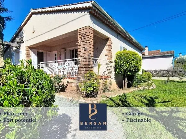 Villa De Plain Pied À Fréjus Proche Commerces Piscinable