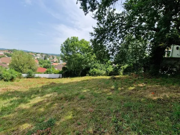 Terrain 620 m²