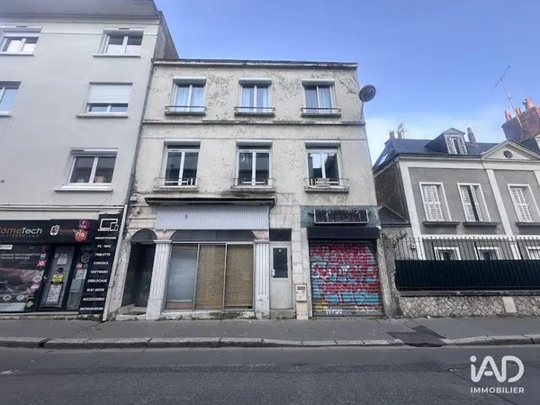 Local 174 m²