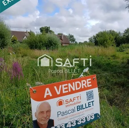 Terrain 1081 m²