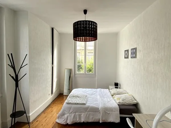 Colocation 4 personnes (centre, tv 4k, fibre offerte)