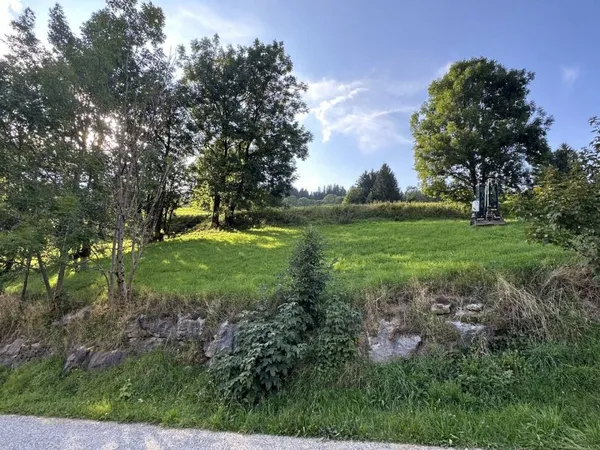 Terrain constructible 842 m²