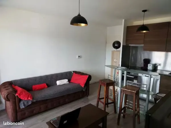 T2 meublé récent (2018) à SAINT OUEN L'AUMONE (95) - 48 m² : balcon + parking + Ascenseur (Proximité