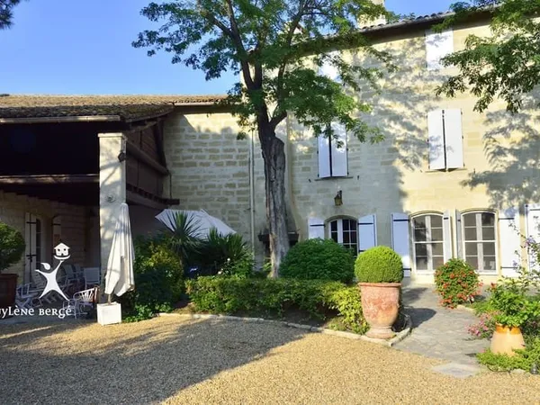 Maison et villa de prestige Vente Aimargues 12p 369m² 890000€