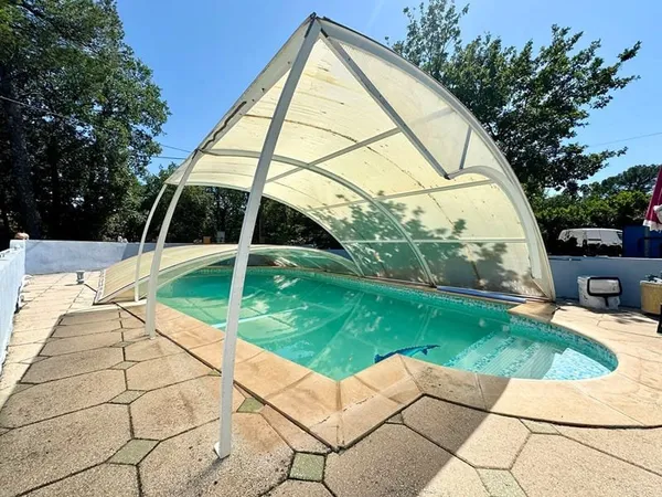 Villa + dépendance 6 pièces Forcalqueiret