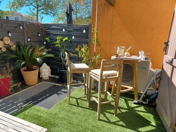 Mazet 48m² 2 chambres + 2 jardins + parking Cogolin