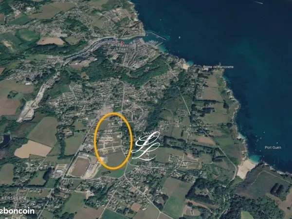 Terrain 330 m² Le Palais
