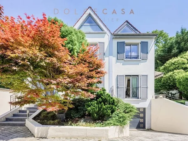 Maison 8 pièces 180 m²