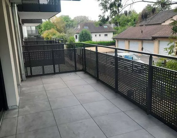 Versonnex, au coeur du village et proximité commerces, appartement T3 neuf de 64.76m2