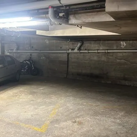 Place de parking à louer