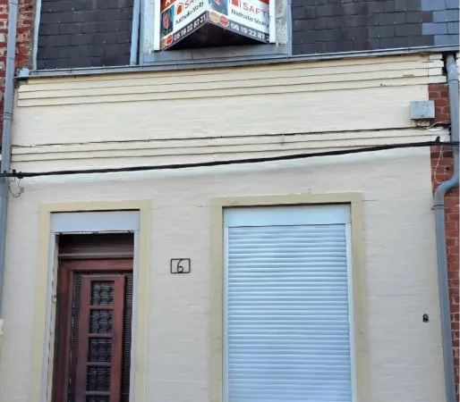 Maison T3 avec cour, quartier de Remicourt à rénover.