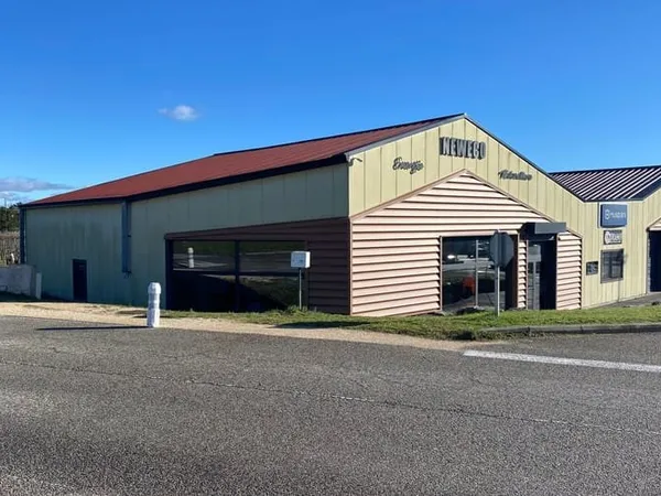 Local commercial 190 m²