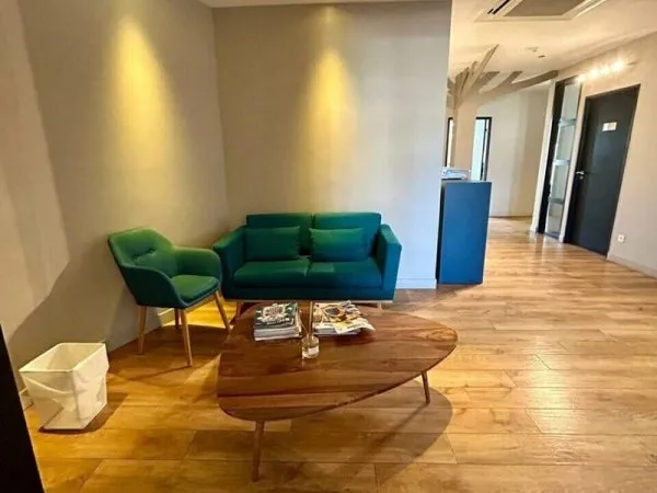 Bureau 418 m²