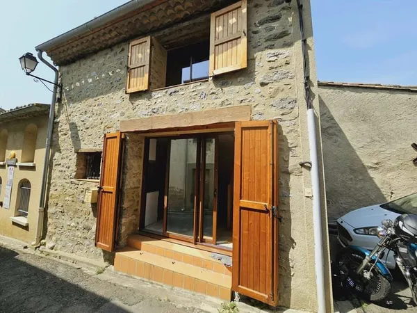Le charme du village : Retraite douillette de 2 chambres à Vignevieille