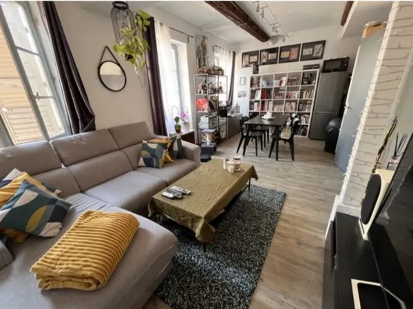 Loue T3 de 57m² Toulon - Arsenal militaire