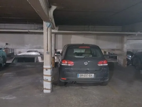 Location parking voiture Paris 10