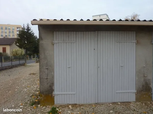 Garage rue Golovkine