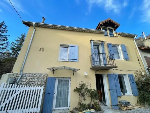 Maison 3 pièces 95 m²