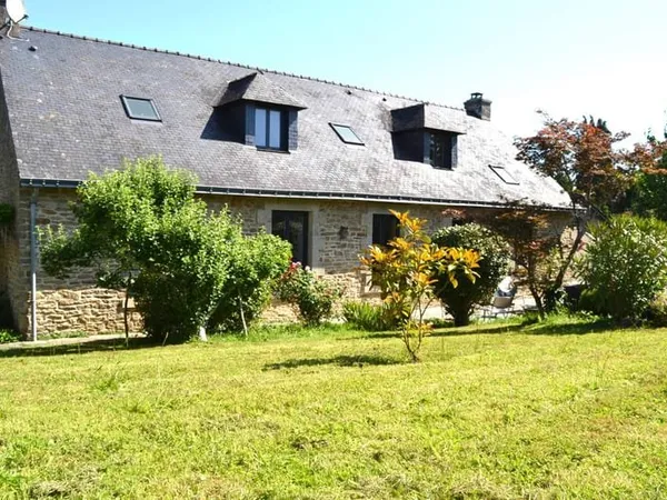 Rare en centre-ville Propriété de charme fin XIXe, 6 chamb