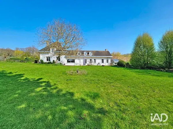 Maison 8 pièces 235 m²