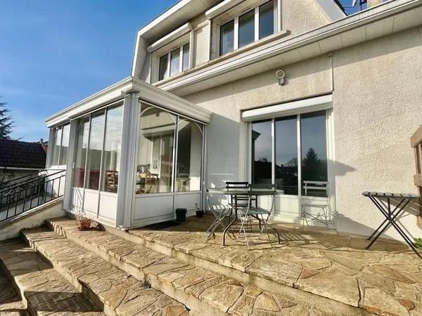 Maison 6 pièces 170 m²