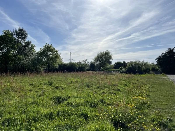 TERRAIN 900m2 à vendre