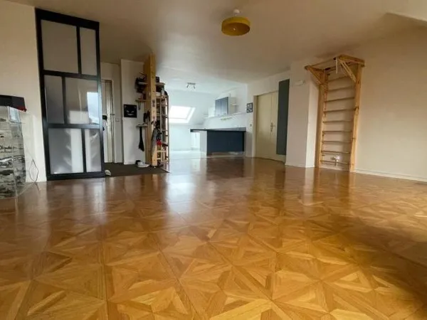 Appartement 4 pièces 101 m²