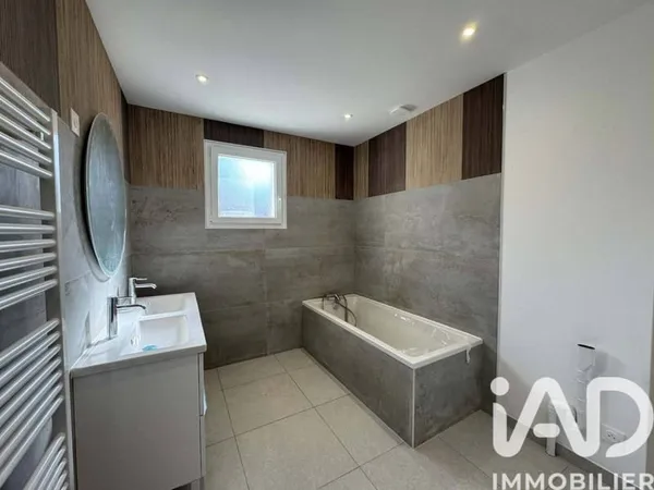 Maison 5 pièces 100 m²