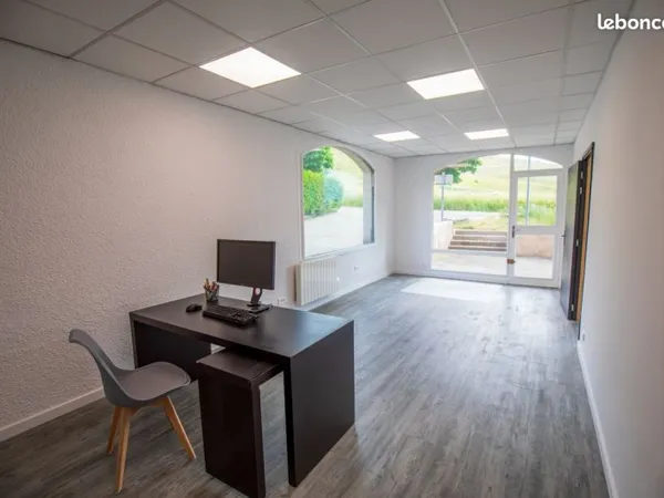Local professionnel à louer - Autrans (28 m² + espace commun)
