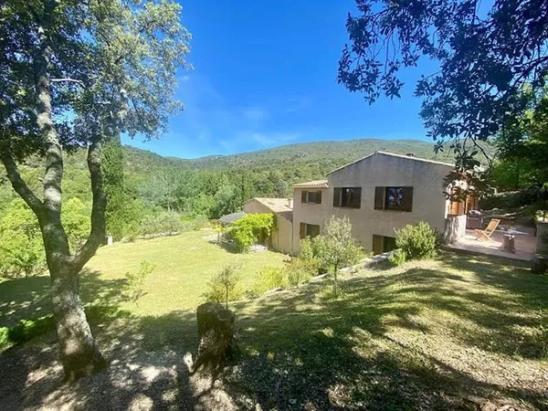 Maison 6 pièces 170 m²