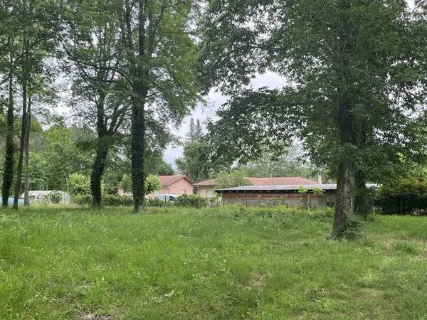 Terrain constructible 1500 m²