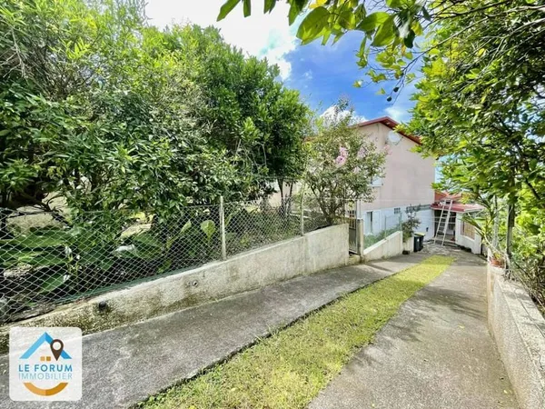 Villa 5 pièces 200 m²