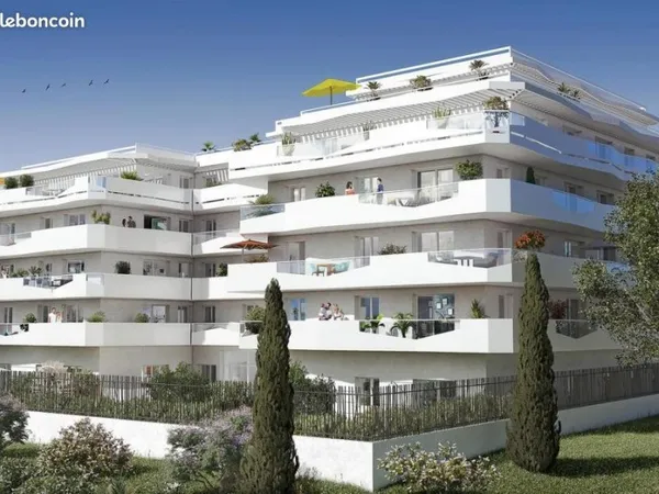 Parking 25 m² Cagnes Sur Mer
