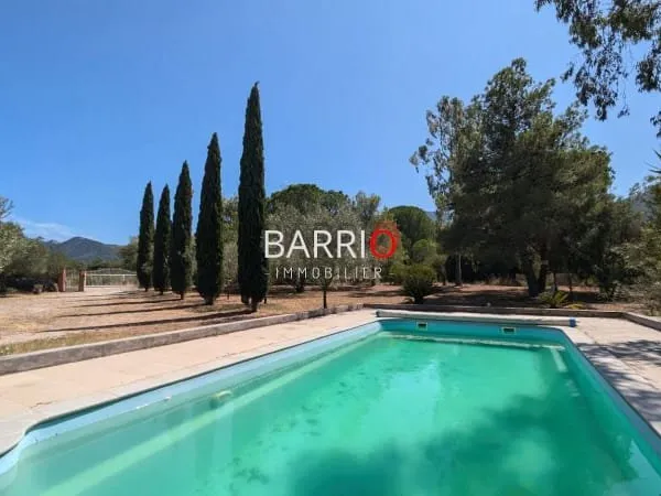 Villa 6 pièces 160 m²