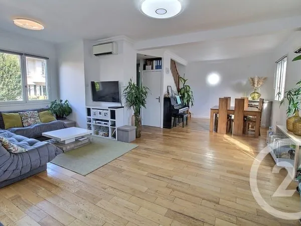 Maison 7 pièces 154 m²