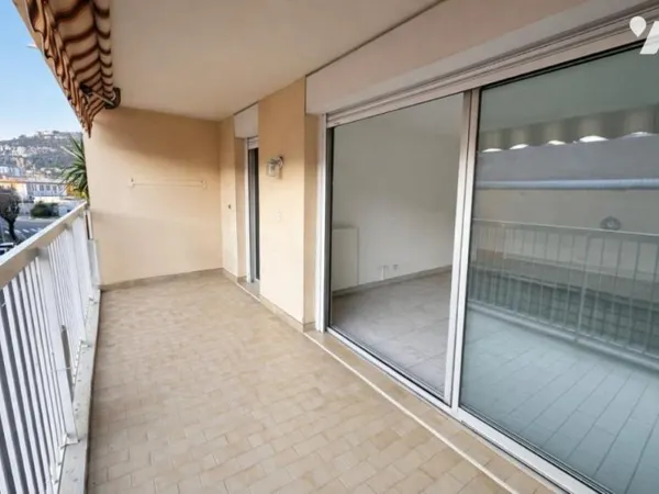Appartement 3 pièces 77 m²