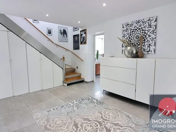Maison rénovée en 2018 de 189.05m²