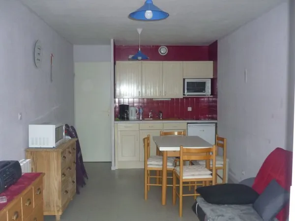 Appartement 2 pièces 28,50m2, 1er étage avec balcon