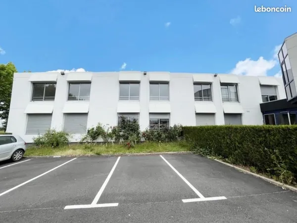 Bureau 2 265 m²