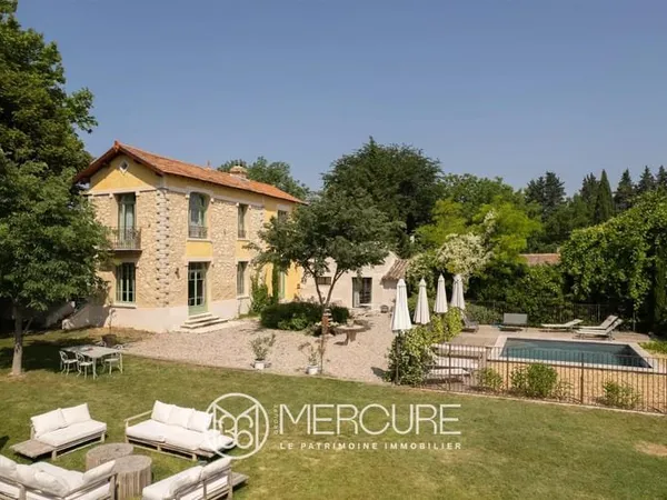 Maison de Rêve en provence avec piscine et spa