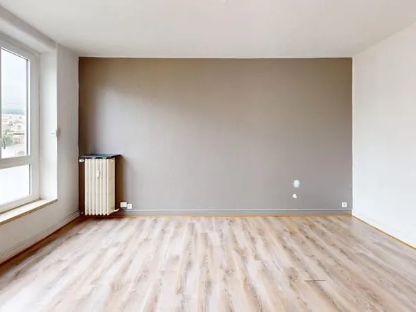 Montplaisir, Appartement type F4 avec garage, vendu loué.