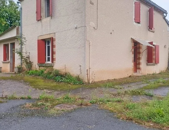 maison ancienne de 140m² avec dépendances
