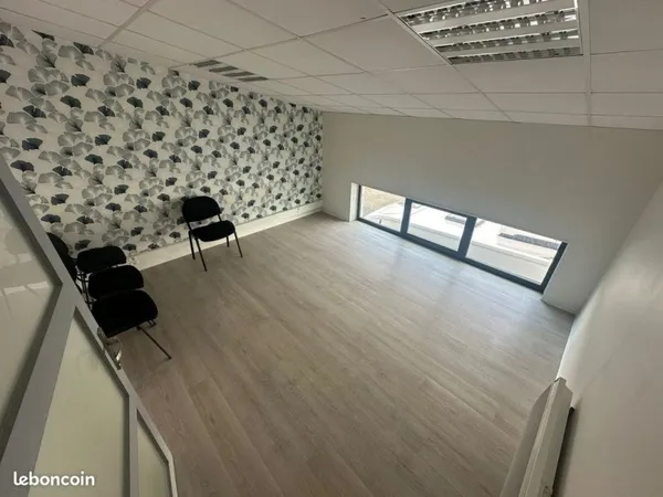 Bureau-local de 16m²