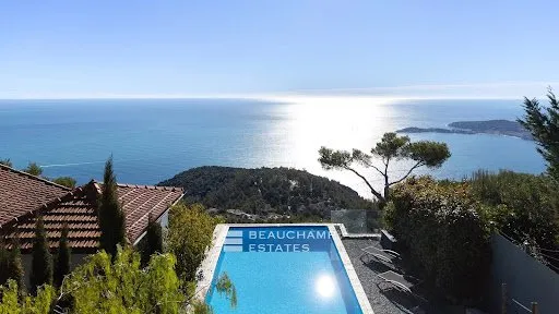 Villa 250 m²